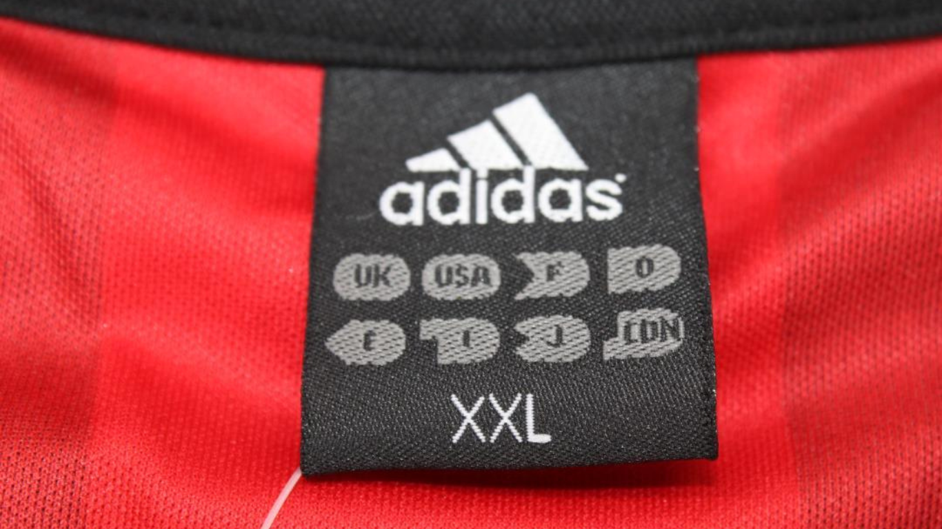 Camisa Retrô Milan Home UCL Versão 02/03 "Shevchenko" N°.7