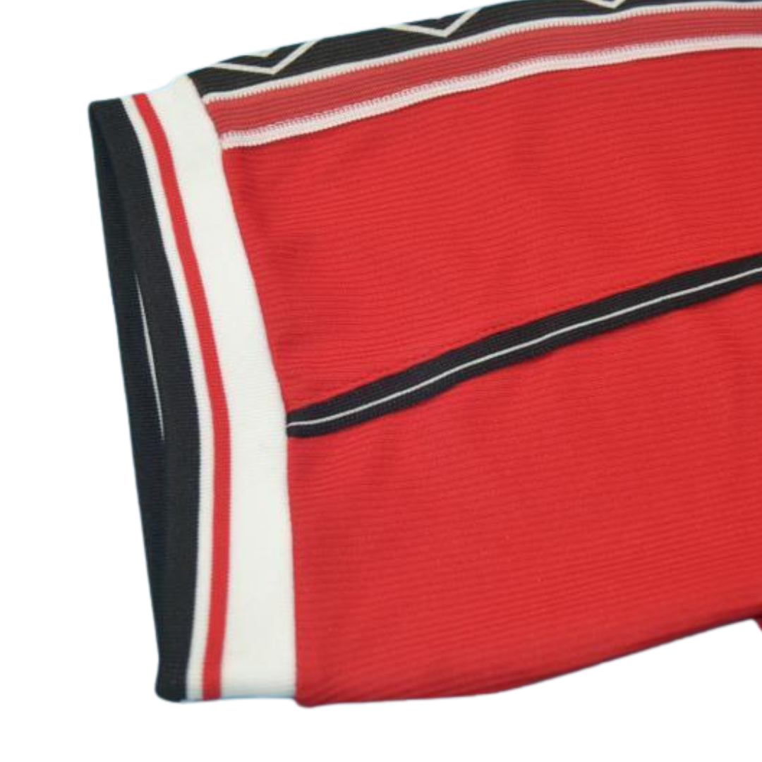Camisa Manchester United Home 98/99 - Versão Retrô "Cantona" Nº 7