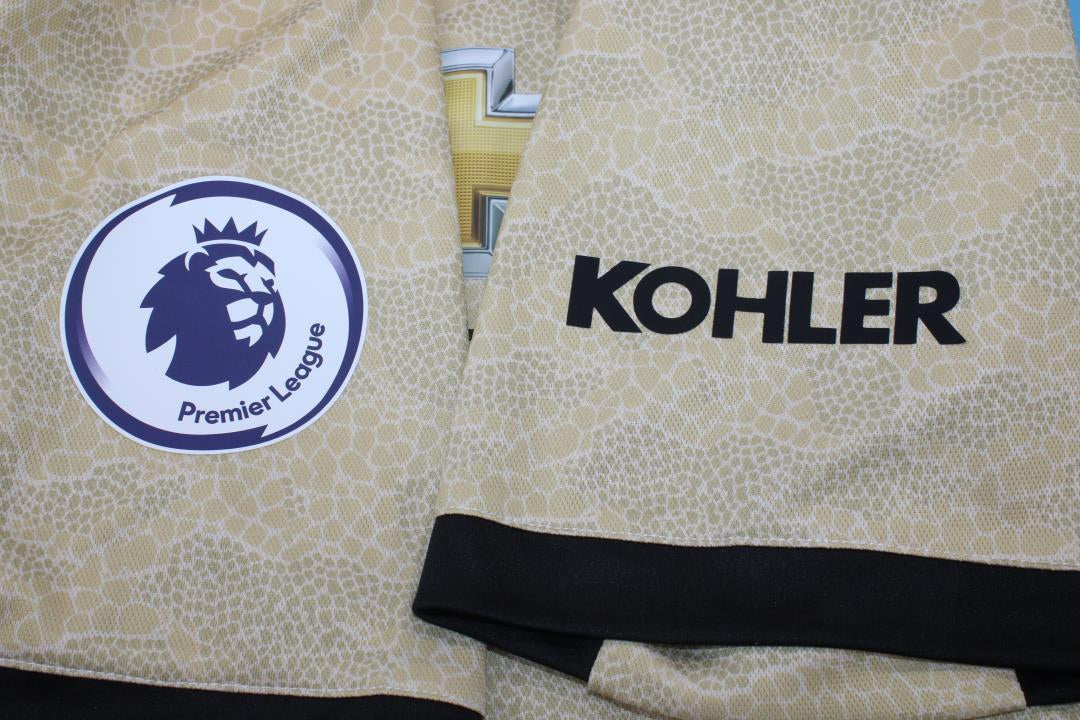 Camisa Manchester United Third Away 19/20 - Versão Retrô "Shaw" Nº 23