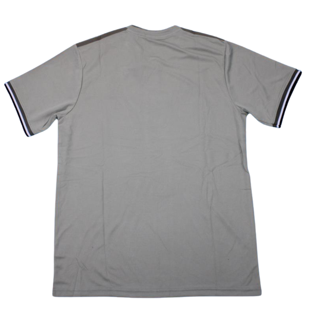 Camisa Retrô Juventus Away 19/20