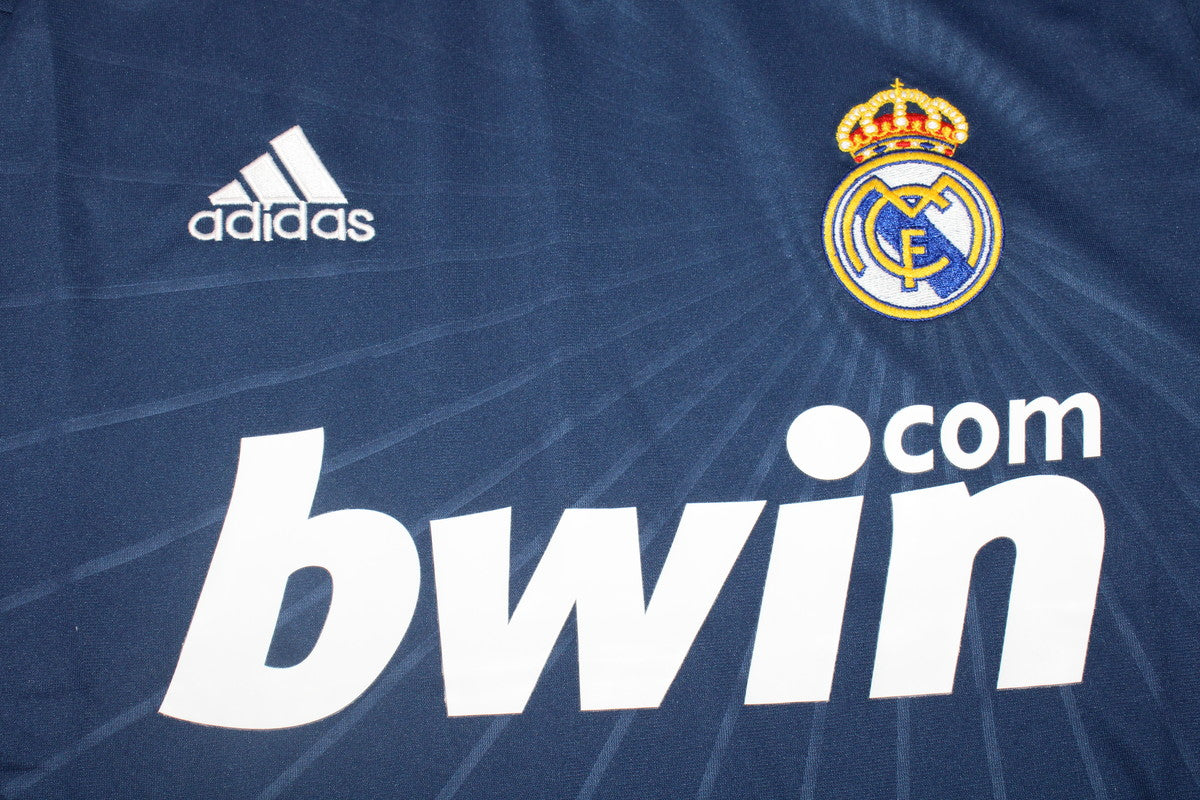 Camisa Real Madrid Away 10/11 - Versão Retrô "Cristiano Ronaldo" Nº 7
