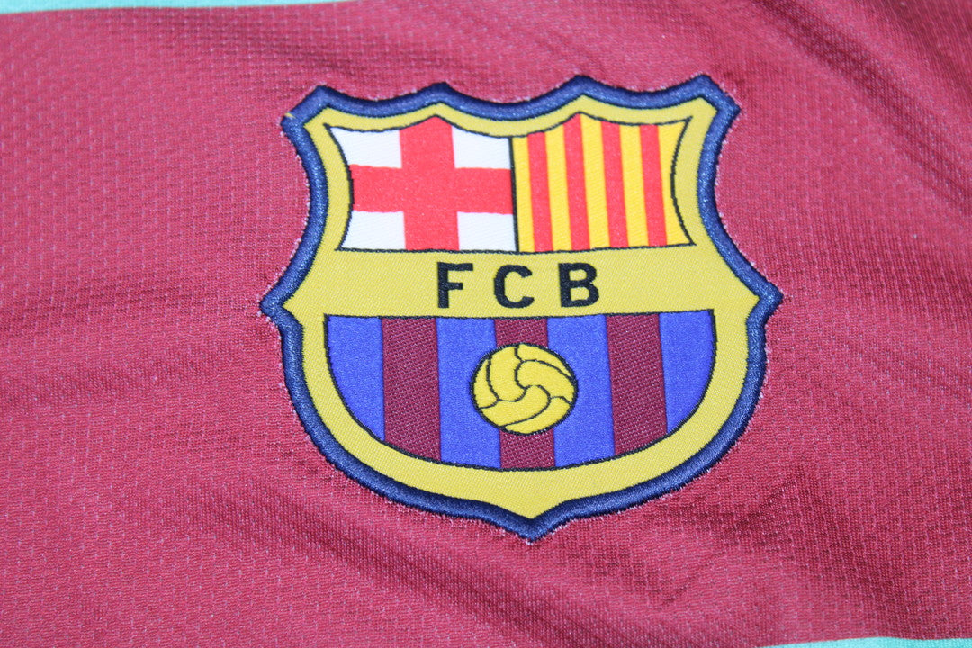 Camisa Barcelona Manga Longa 10/11 - Versão Retrô "Messi" Nº 10