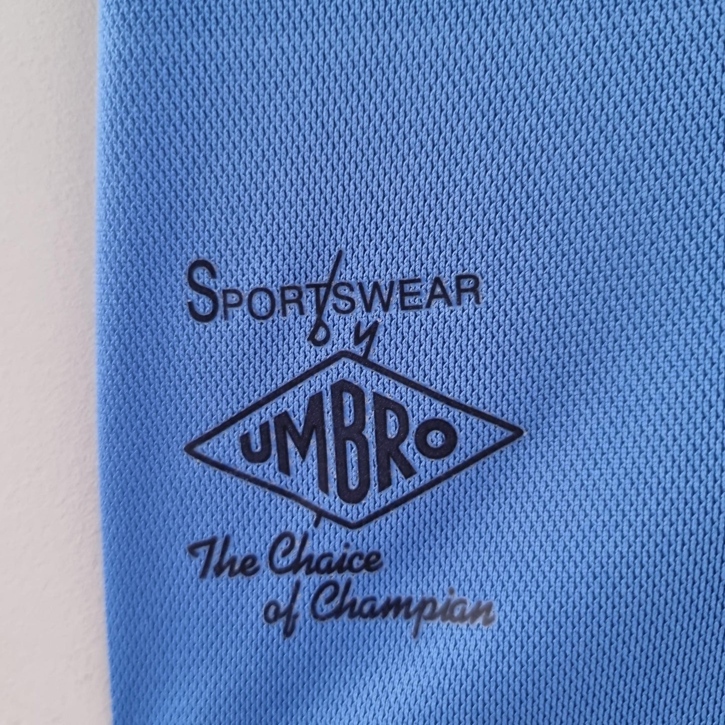 Camisa Manchester City Centenário Cup Final 1981 - Versão Retrô