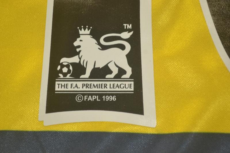 Camisa Arsenal Away 97/99 "Bergkamp" - Versão Retrô