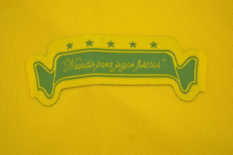 Camisa Retrô Brasil Home Copa do Mundo Versão 2006 "Ronaldinho" N°.10