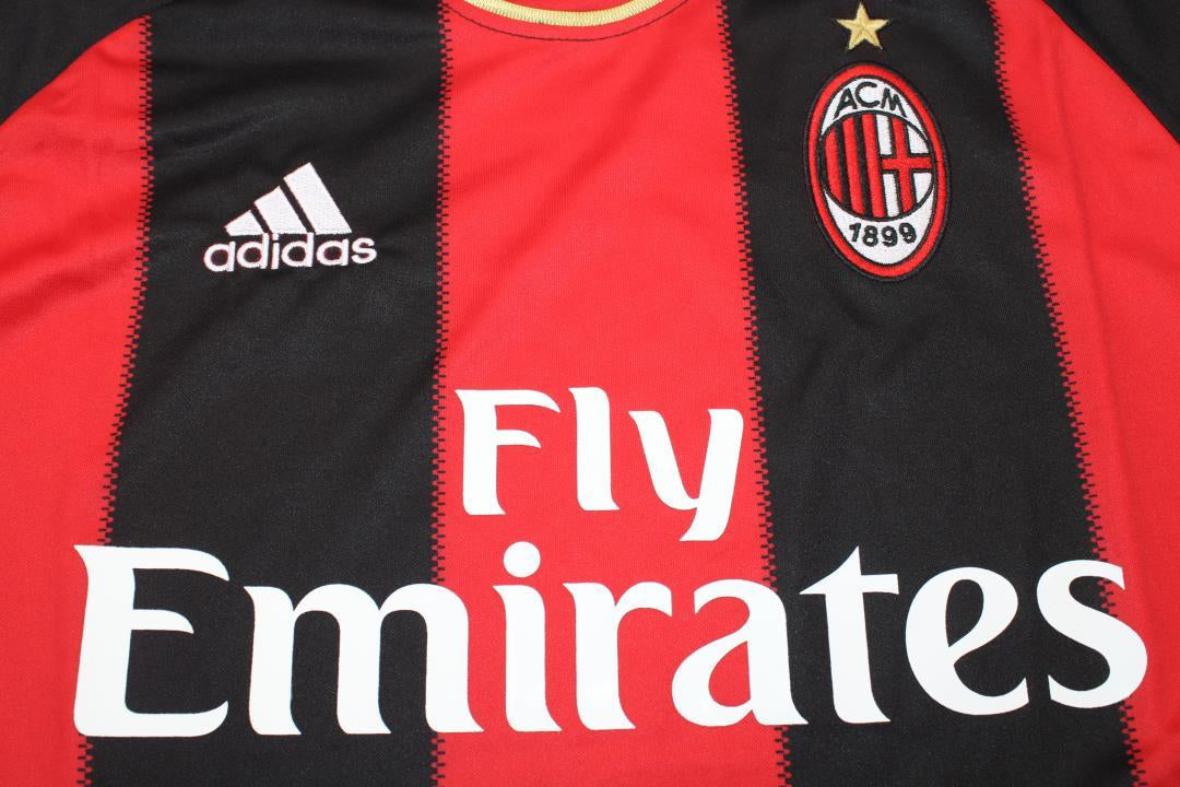 Camisa Retrô Milan Home UCL Versão 10/11 "Ronaldinho" N°.80