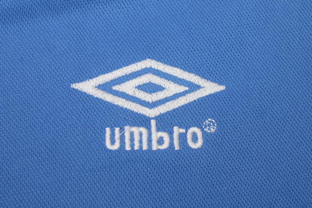 Camisa Manchester City Centenário Cup Final 1981 - Versão Retrô