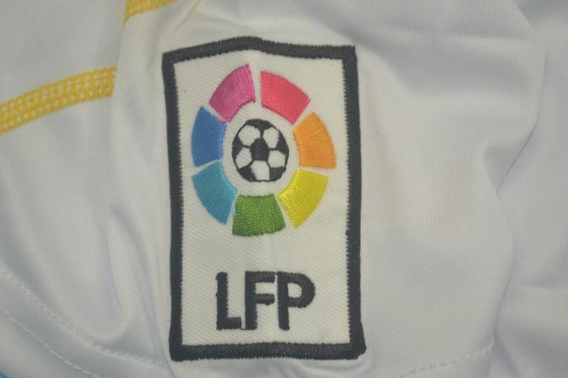 Camisa Real Madrid Home 09/10 - Versão Retrô "Guti. Haz" Nº 14