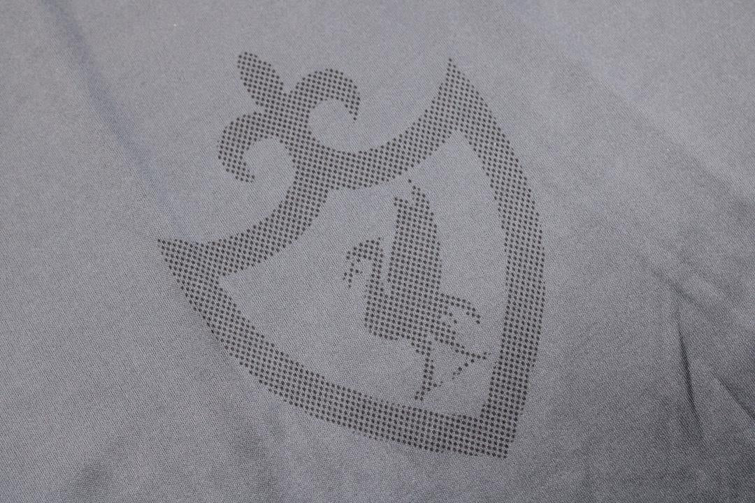 Camisa Liverpool Away 09/10 - Versão Retrô "Gerrard" Nº 8