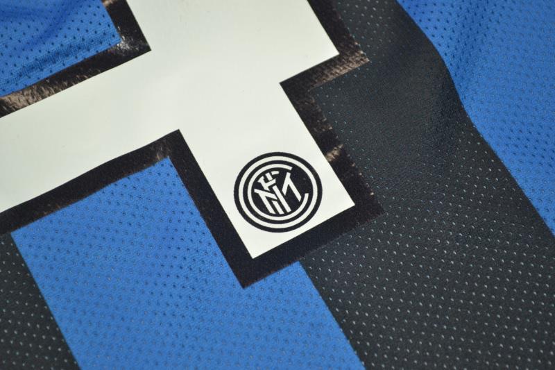 Camisa Retrô Inter de Milão Home UCL Finale Versão 2010 "J.Zanetti" N°.4