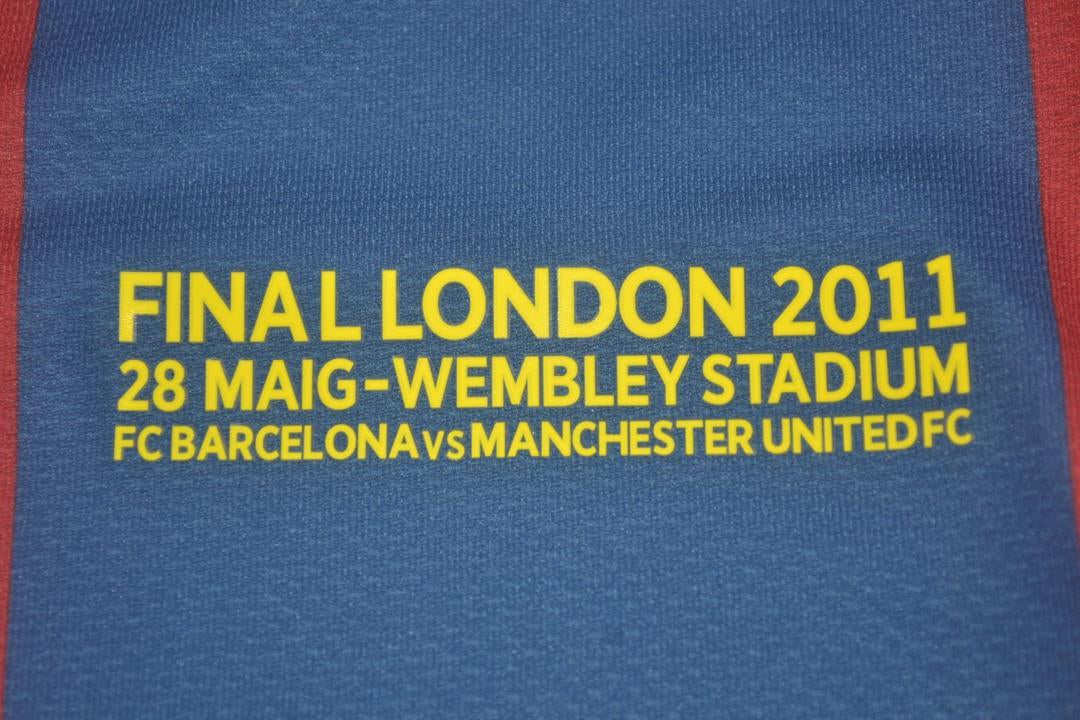 Camisa Barcelona Manga Longa 10/11 - Versão Retrô "David Villa" Nº 7