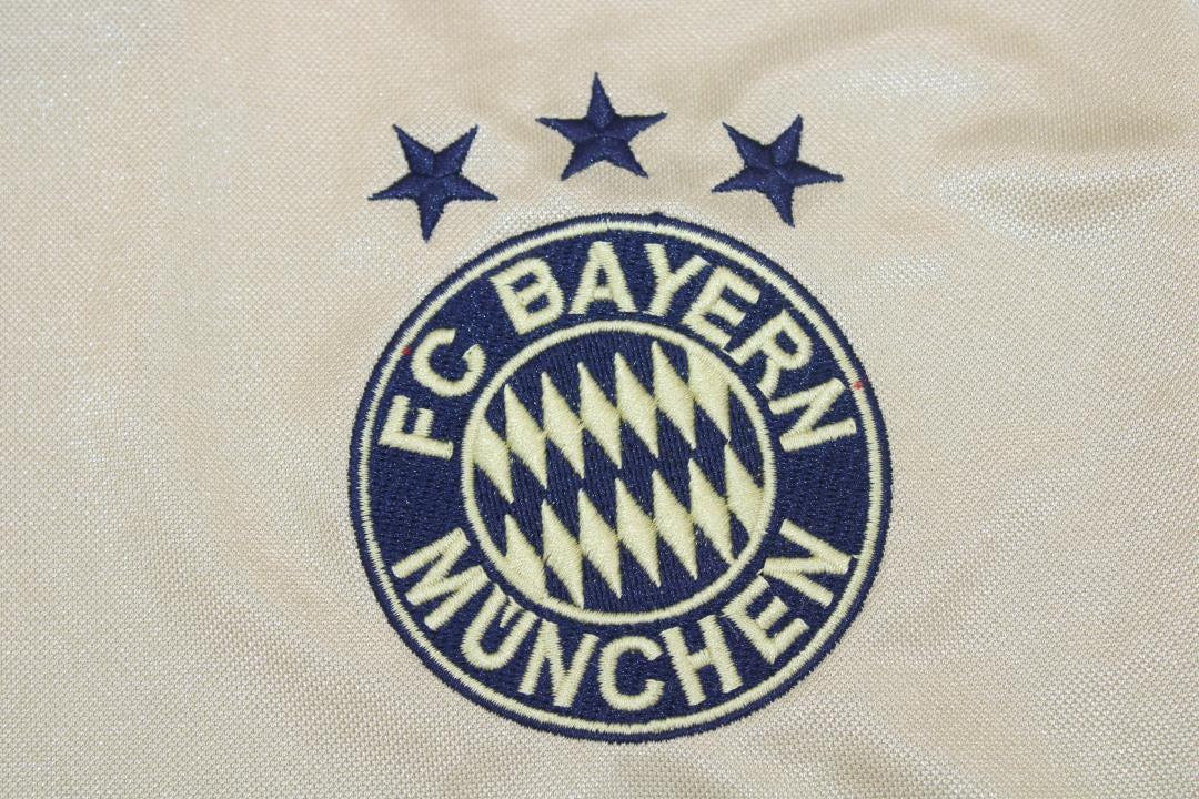Camisa Bayern de Munique Away 04/06 - Versão Retrô