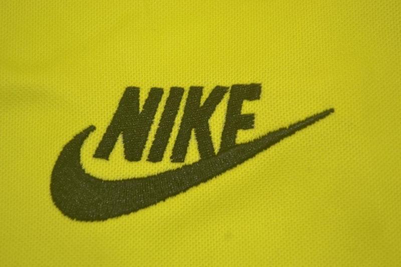 Camisa Borussia Dortmund Home 95/96 - Versão Retrô "Möller" N° 10