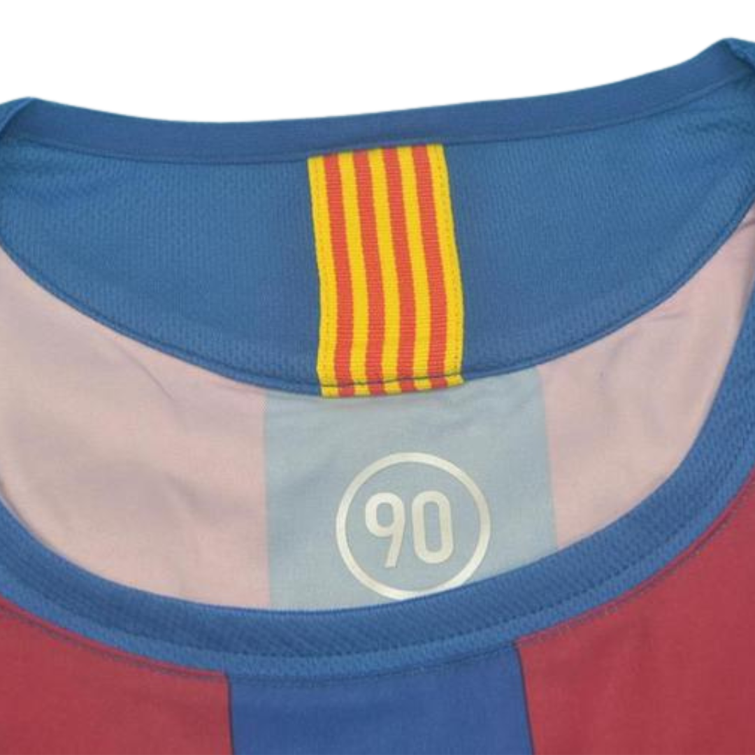 Camisa Barcelona Home 05/06 - Versão Retrô "Ronaldinho" Nº 10
