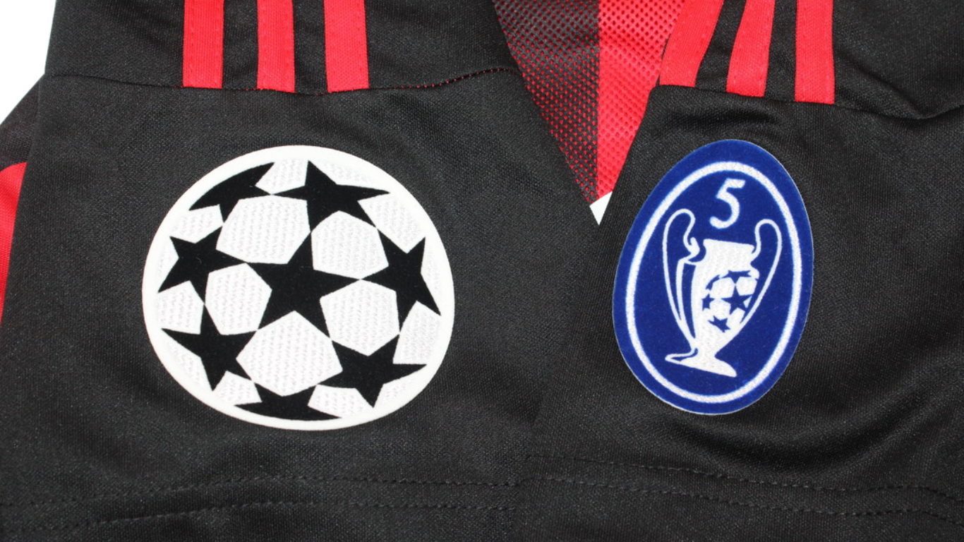 Camisa Retrô Milan Home UCL Versão 02/03 "Maldini" N°.3