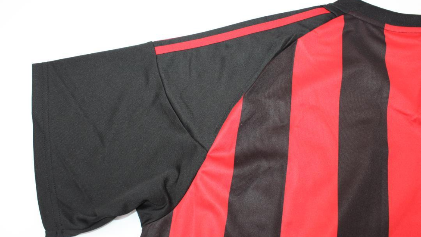 Camisa Retrô Milan Home 02/03