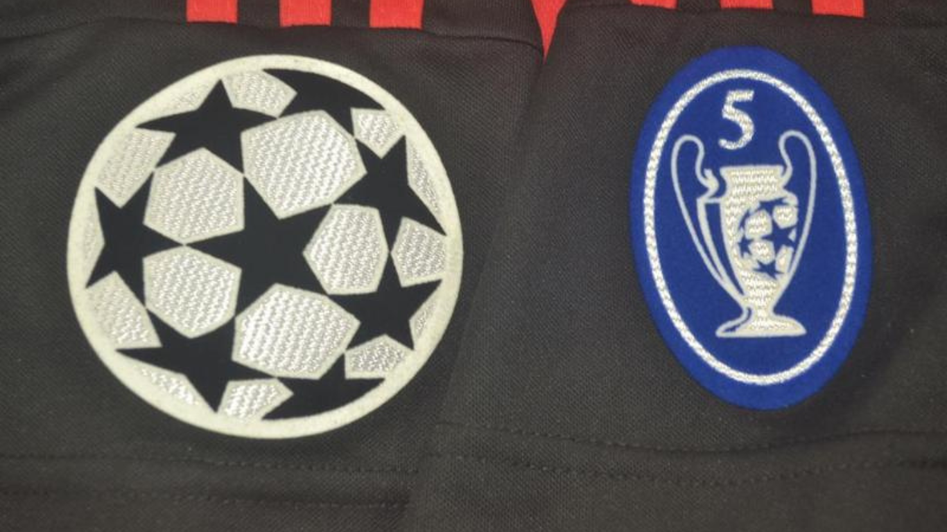 Camisa Retrô Milan Home UCL Versão 02/03 "Shevchenko" N°.7