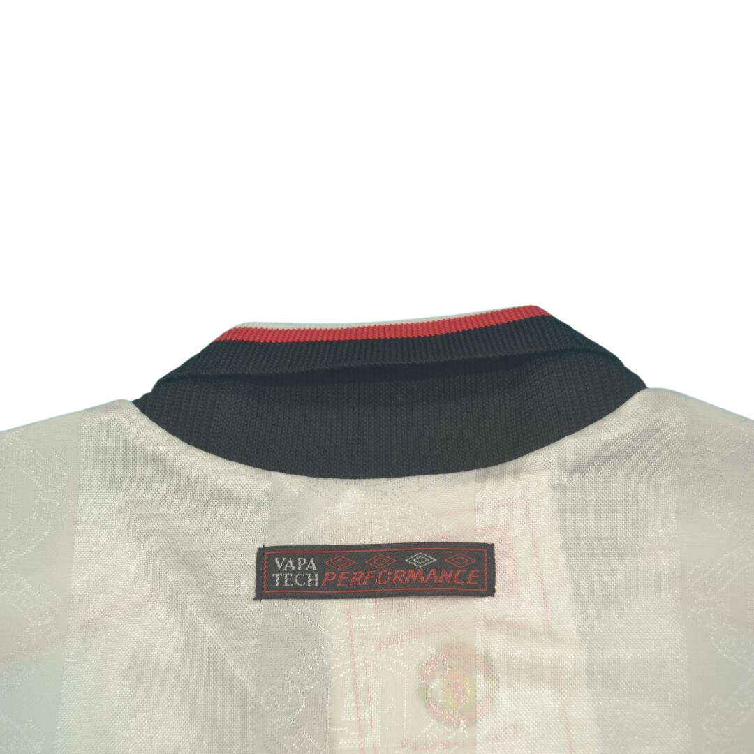 Camisa Manchester United Away 97/99 - Versão Retrô "Giggs" Nº 11