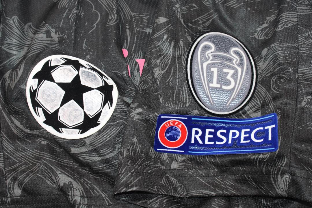 Camisa Real Madrid Third Away 20/21 - Versão Retrô "Modric" Nº 10