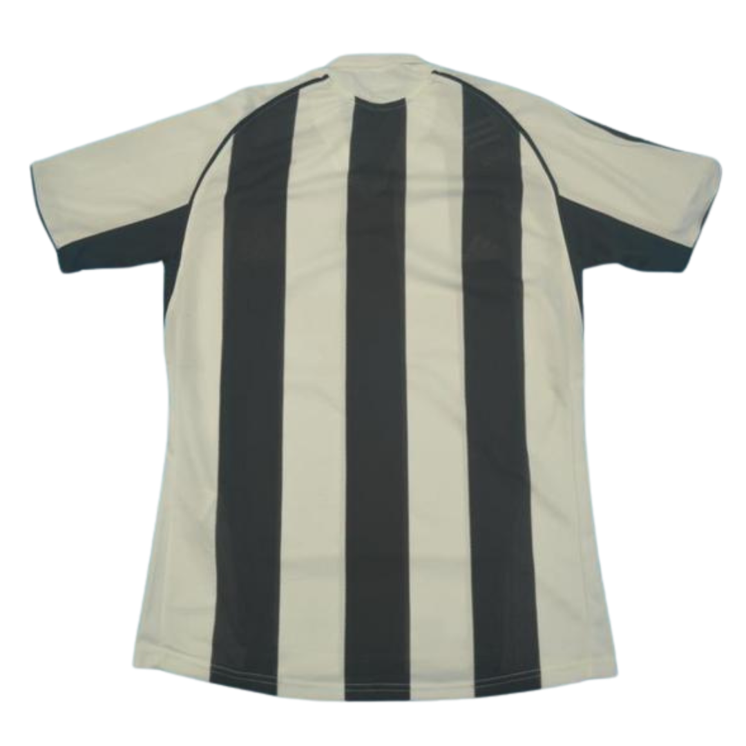 Camisa Newcastle United Home 05/06 - Versão Retrô
