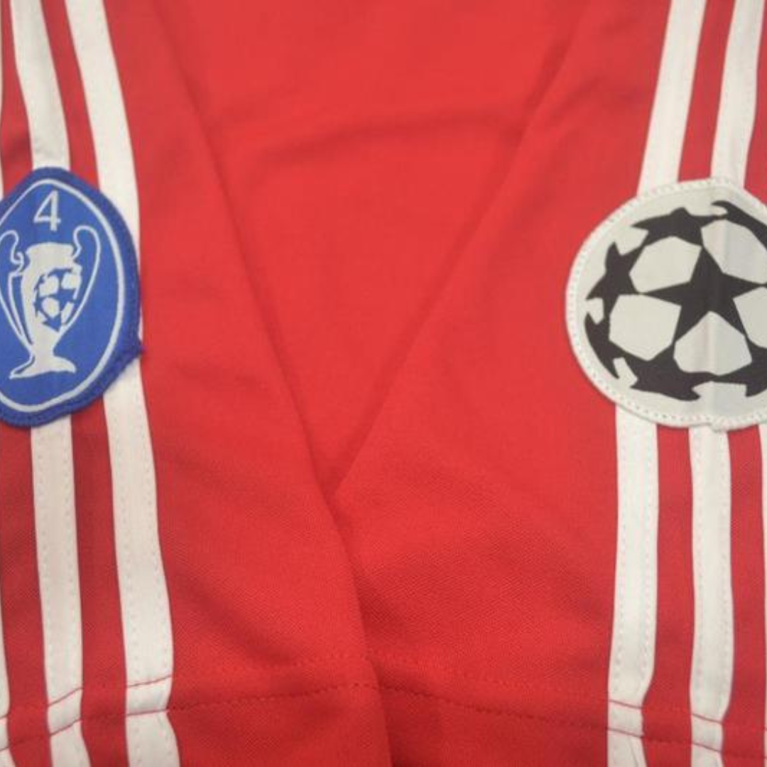 Camisa Bayern de Munique Home 00/01 - Versão Retrô