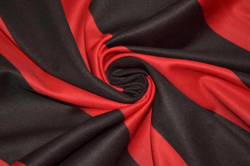 Camisa Retrô Milan Home UCL Versão 06/07 "Ronaldo" N°.99