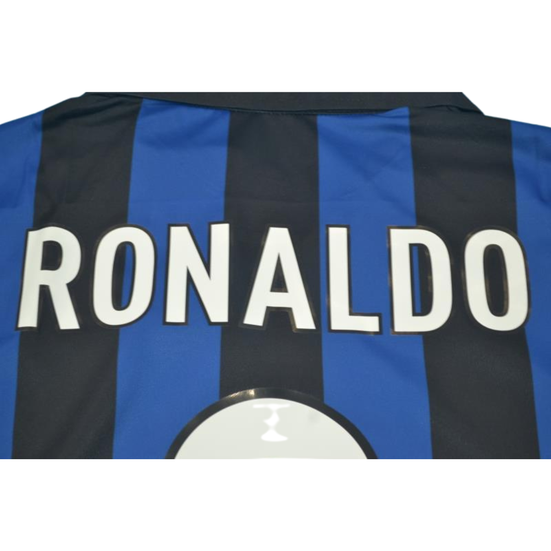 Camisa Retrô Inter de Milão Home 98/99 "Ronaldo" N°.9