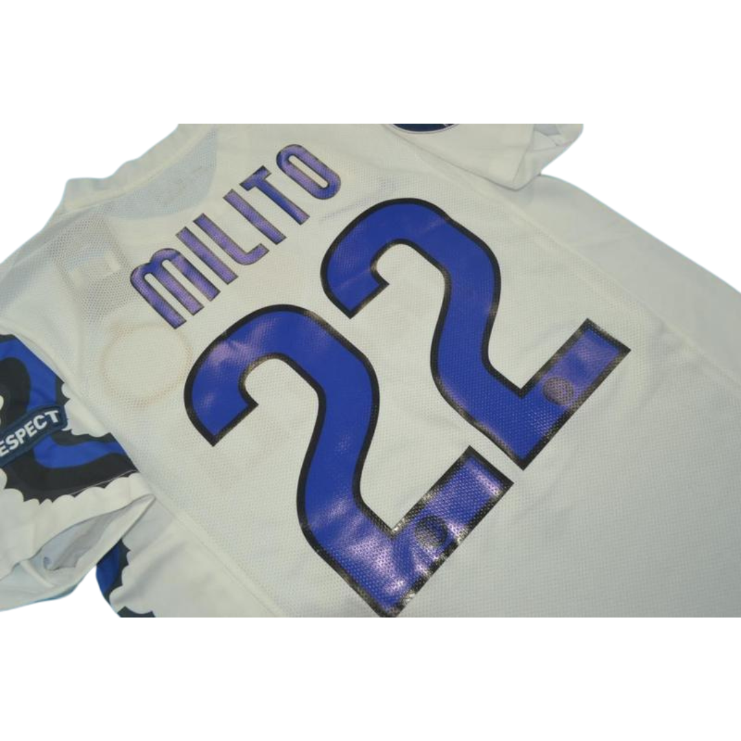 Camisa Retrô Inter de Milão Away  UCL Versão 10/11 "Milito" N°.22
