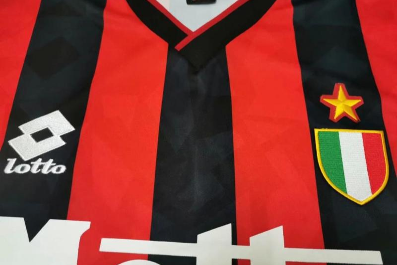 Camisa Retrô Milan Home 93/94 "Maldini" N°.3