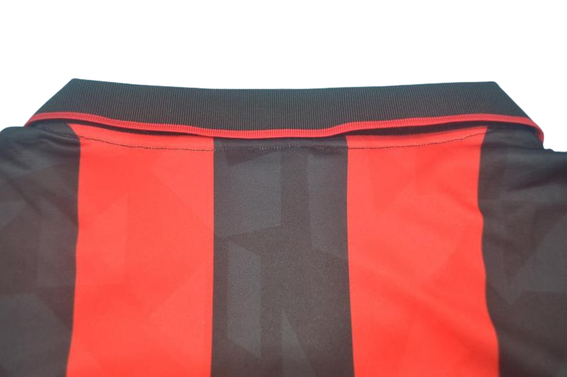 Camisa Retrô Milan Home 93/94 "Van Basten" N°.9