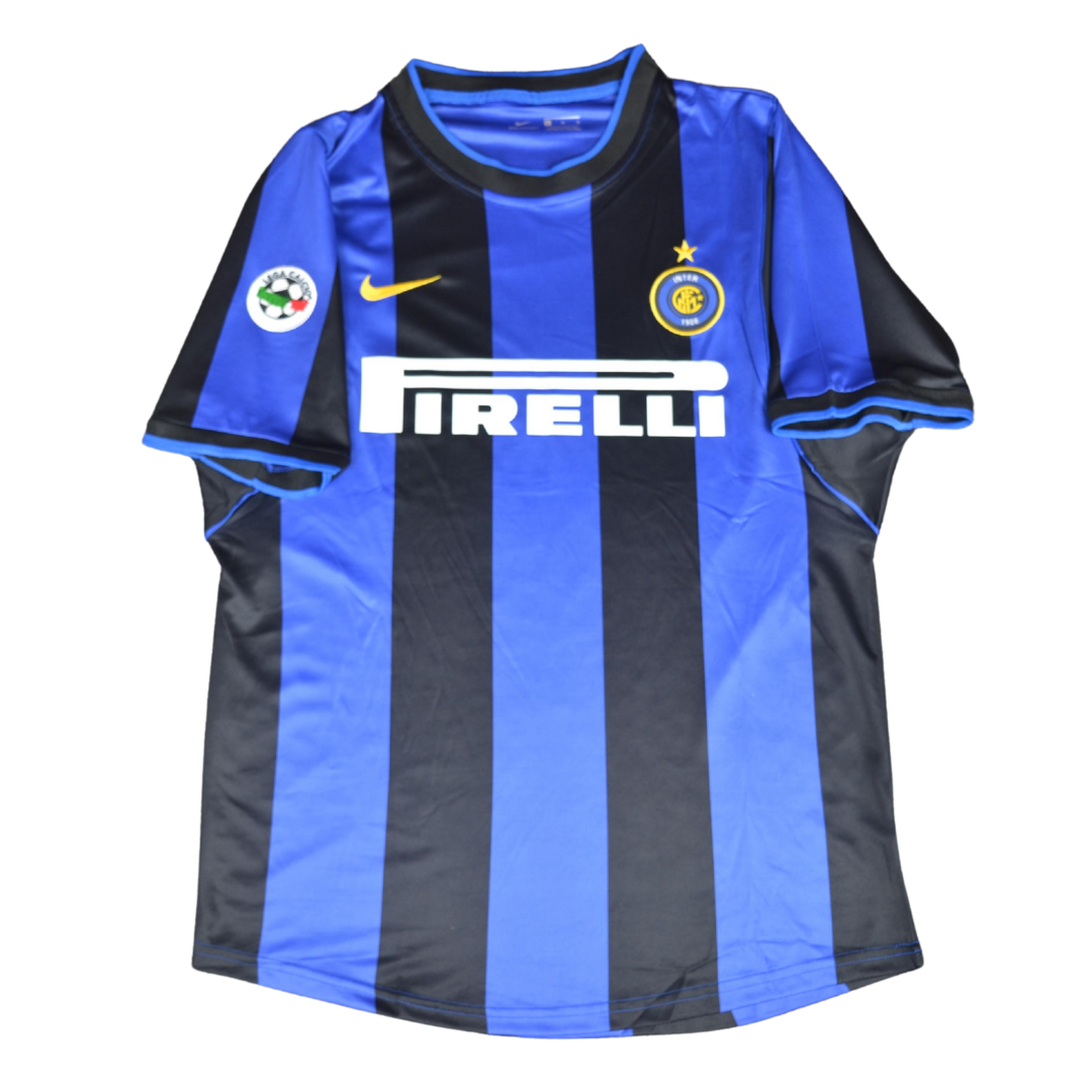 Camisa Retrô Inter de Milão Home 00/01 "Vieri" N°.32