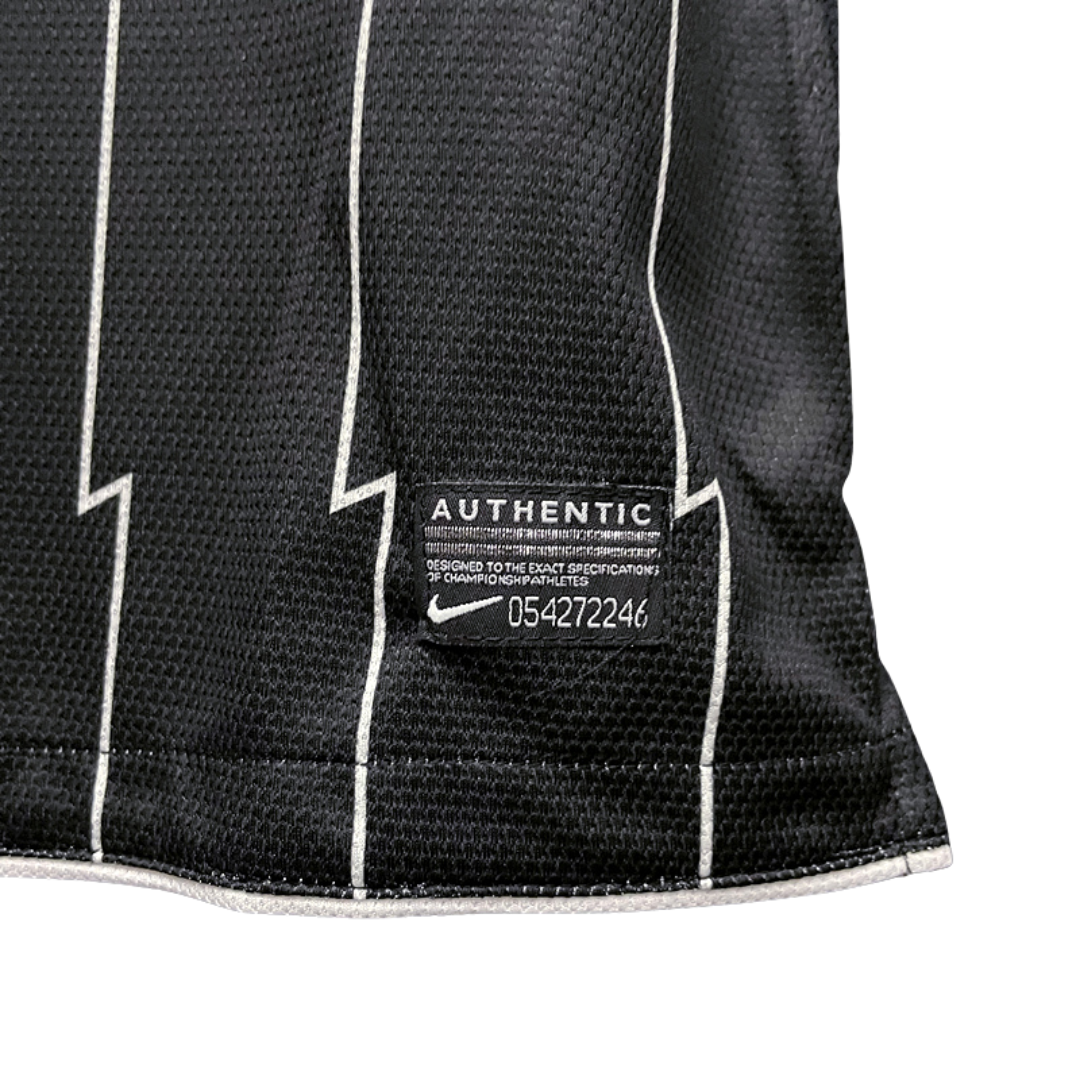 Camisa Corinthians Away 11/12 - Versão Retrô "Foca" Nº 8