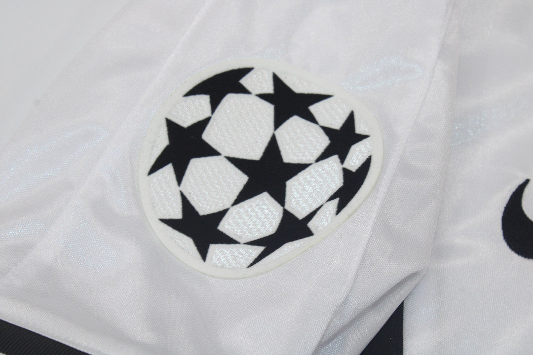 Camisa Valencia Home 00/01 - Versão Retrô "Kily" Nº 18