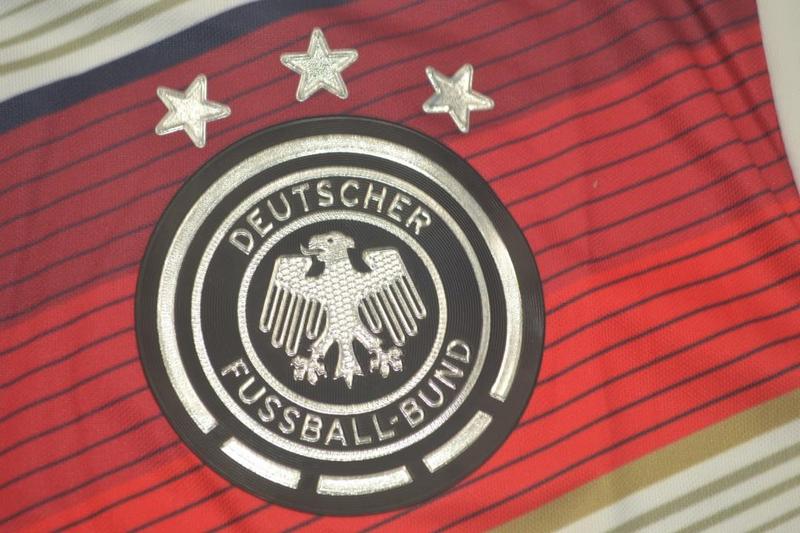 Camisa Retrô Alemanha Home Copa do Mundo Finale Versão 2014 "Schweinsteiger" N°.7