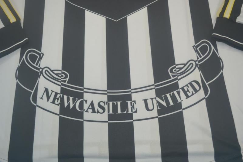Camisa Newcastle United Manga Longa Home 97/99 - Versão Retrô