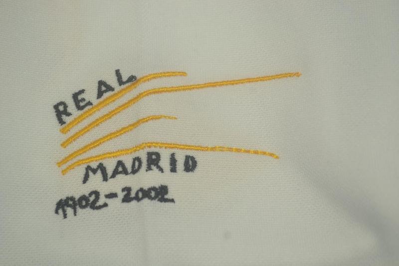 Camisa Real Madrid Home 02/03 - Versão Retrô
