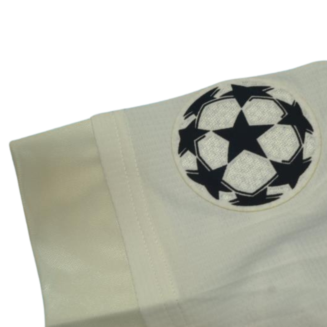 Camisa Real Madrid Home 15/16 - Versão Retrô "Cristiano Ronaldo" Nº 7