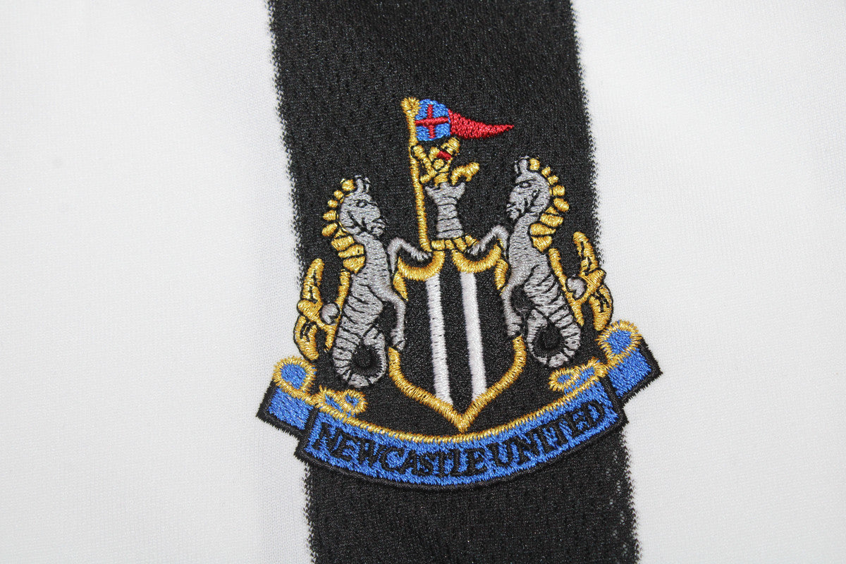 Camisa Newcastle United Home 03/05 - Versão Retrô "Munez" Nº 26
