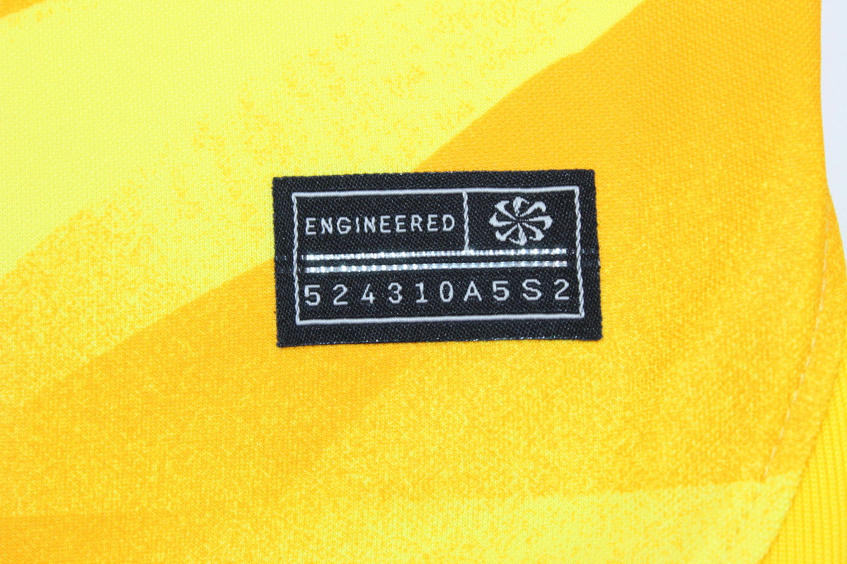 Camisa Liverpool Third Away 23/24 - Versão Retrô