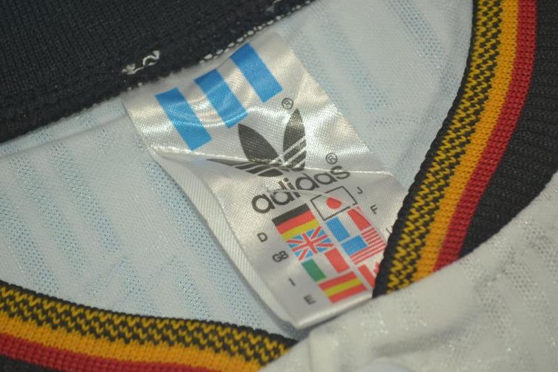Camisa Retrô Alemanha Home 1996 "Kuntz" N°.11