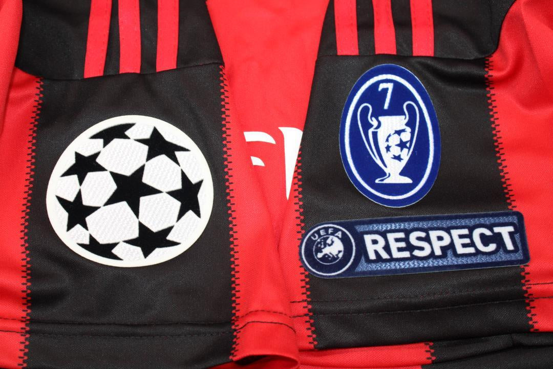 Camisa Retrô Milan Home UCL Versão 10/11 "Ronaldinho" N°.80