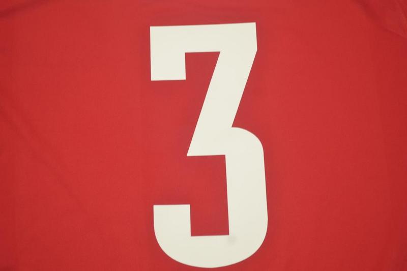 Camisa Bayern de Munique Home 00/01 - Versão Retrô "Lizarazu" N° 3