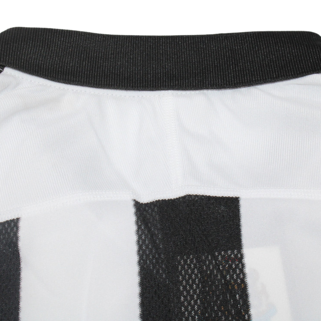 Camisa Newcastle United Home 03/05 - Versão Retrô "Munez" Nº 26