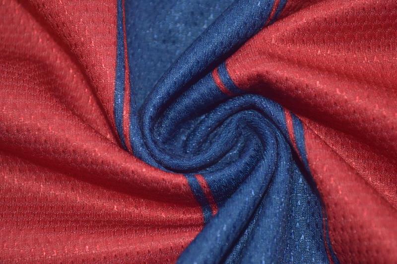 Camisa Barcelona Home 09/10 - Versão Retrô