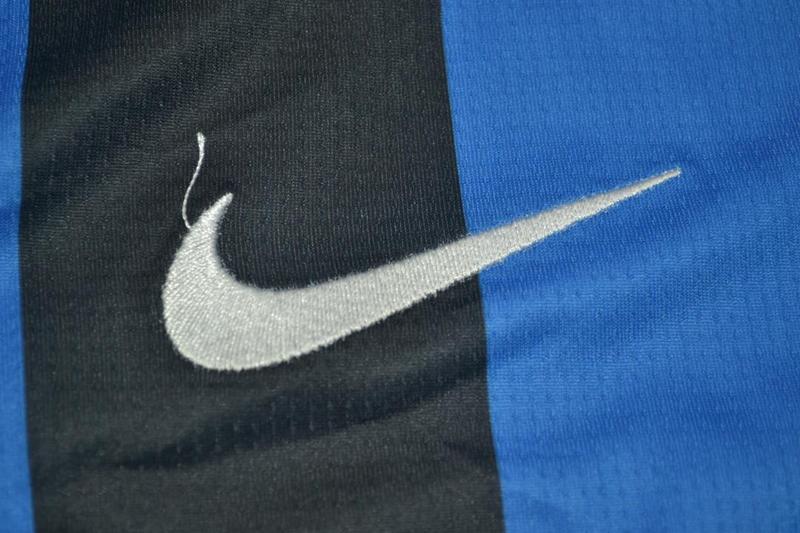 Camisa Retrô Inter de Milão Home UCL Finale Versão 2010 "Milito" N°.22