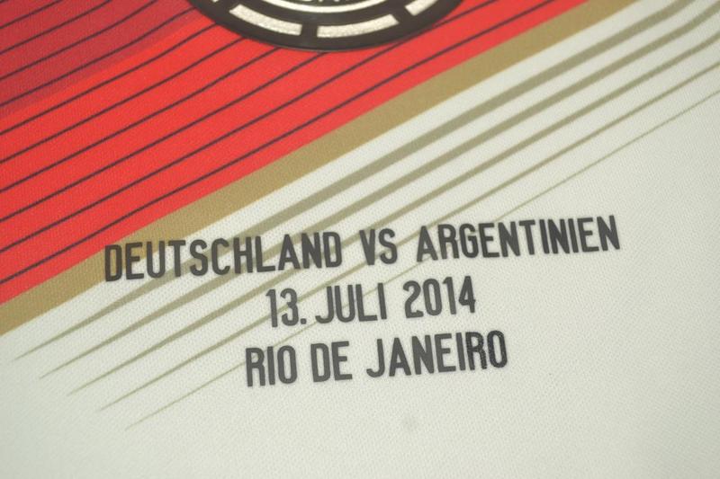 Camisa Retrô Alemanha Home Copa do Mundo Finale Versão 2014 "Schweinsteiger" N°.7