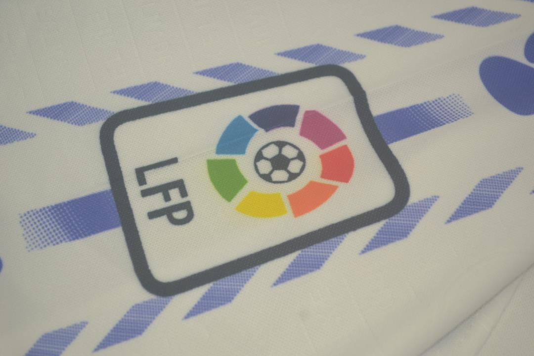 Camisa Real Madrid Home 96/97 - Versão Retrô "Redondo" Nº 6
