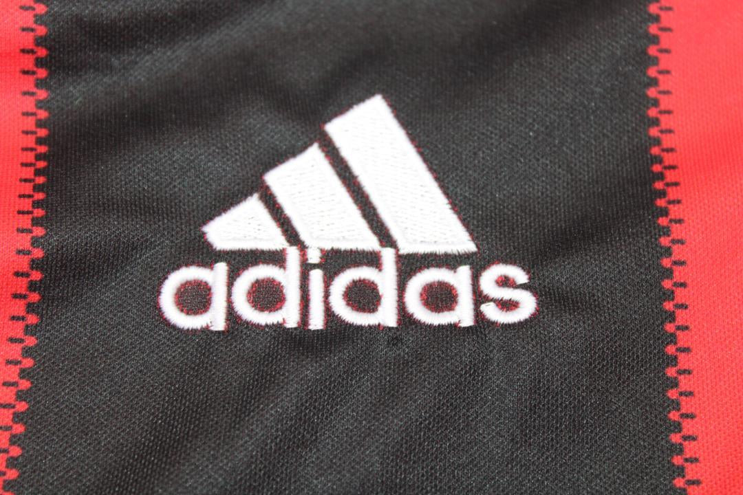 Camisa Retrô Milan Home UCL Versão 10/11 "Ronaldinho" N°.80