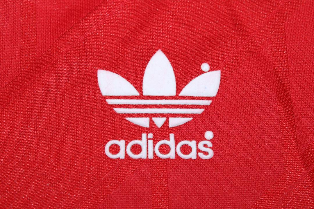 Camisa Retrô Bélgica Home Versão Jogador 1986 N°.11