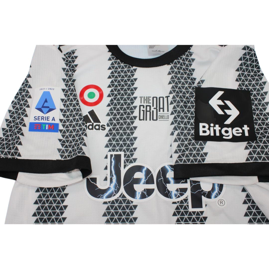 Camisa Retrô Juventus Home Chiellini Last Jogo Versão 22/23 "Dybala" N°.10